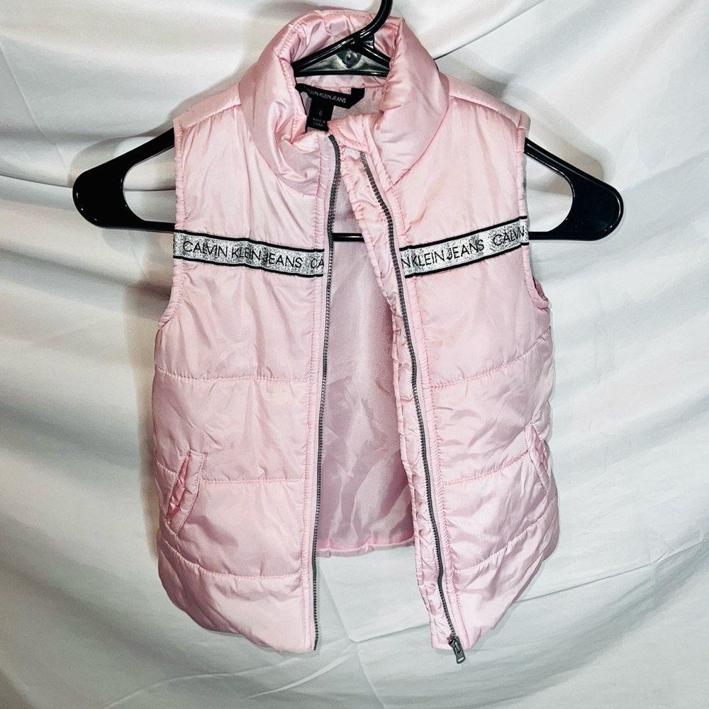Calvin Klein Jeans Light Pink and Silver Girls Size 6 Puffer Jacket Zip Vest